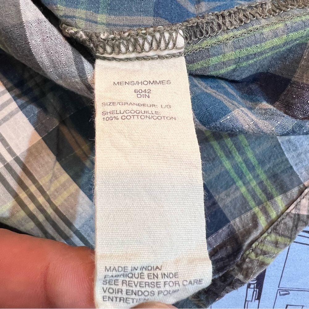 Woolrich Men's Plaid Button Down Shirt - Picture 6 of 7